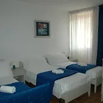 מלון Dei 10 Colori 2*