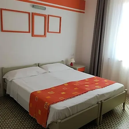Hotel Dei 10 Colori 2*