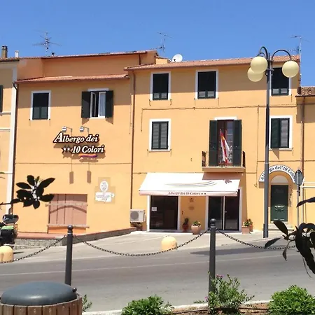 Dei 10 Colori מלון פרוצ'ו