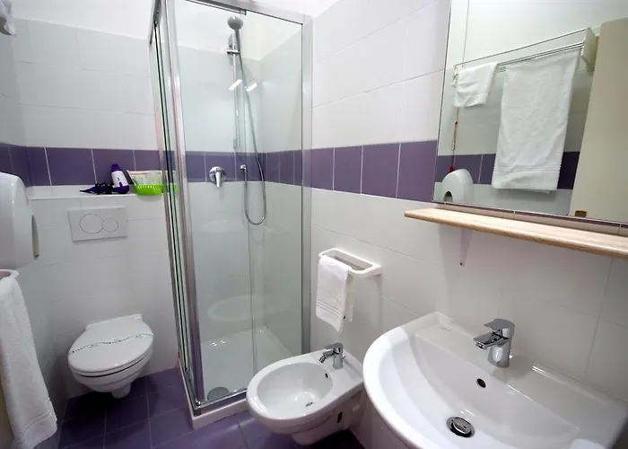 Dei 10 Colori Szálloda Procchio